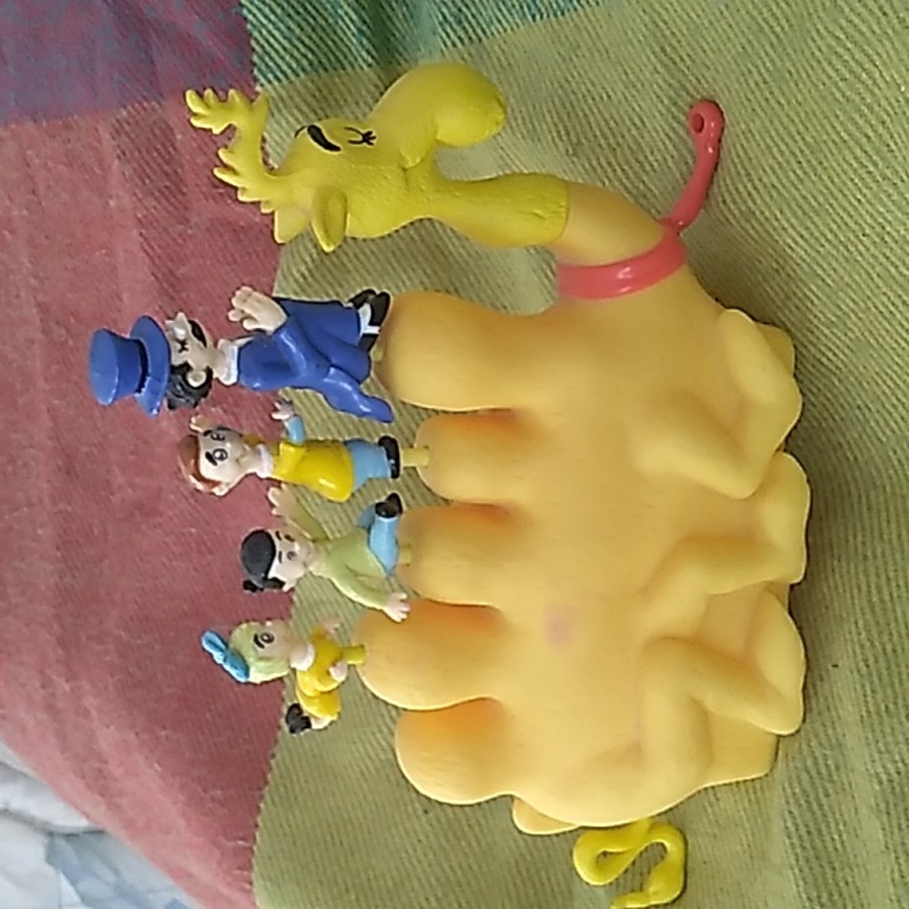 Vintage Dr. Seuss Five Hump Wump Motion Mobile Pull Toy